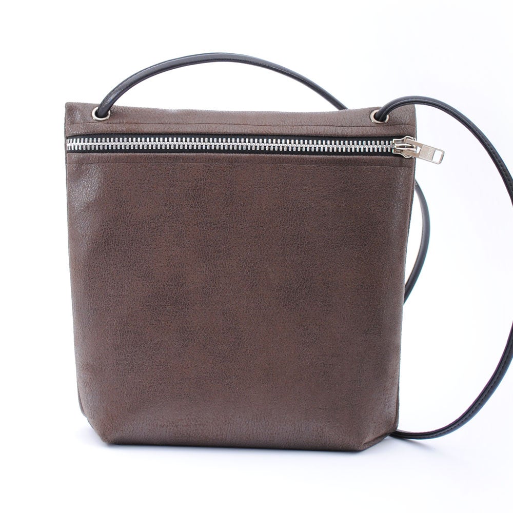 brown crossbody pouches