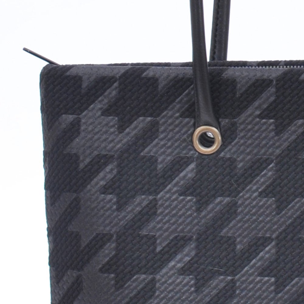 black houndstooth medium ziptop